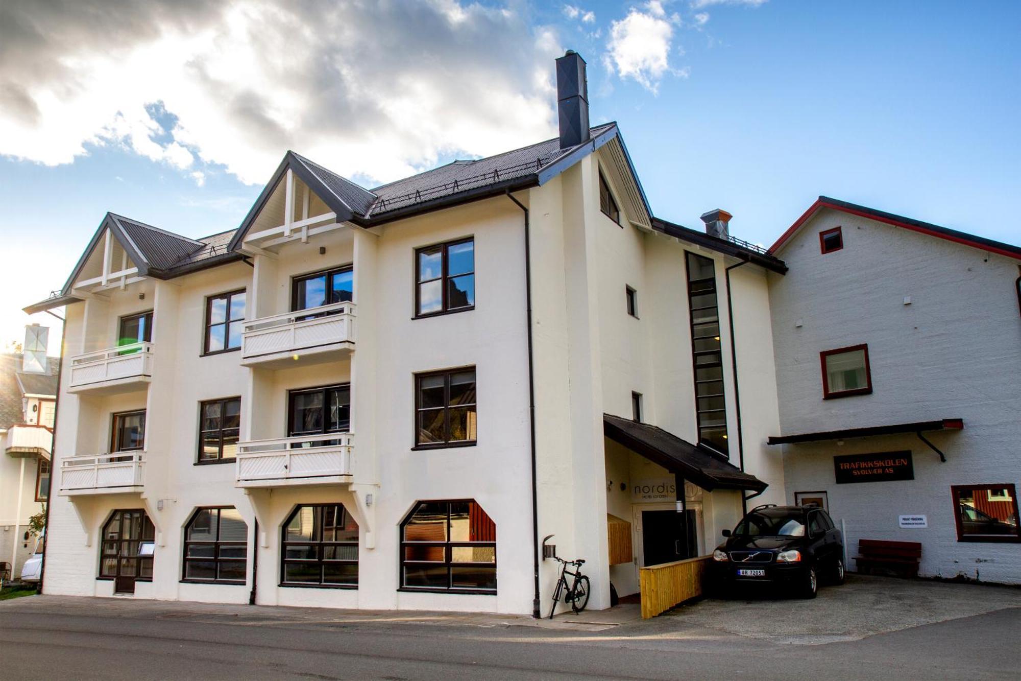 Nordis Hotel Lofoten Сволвер Екстериор снимка
