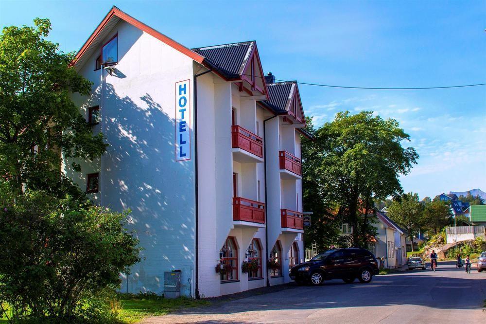 Nordis Hotel Lofoten Сволвер Екстериор снимка