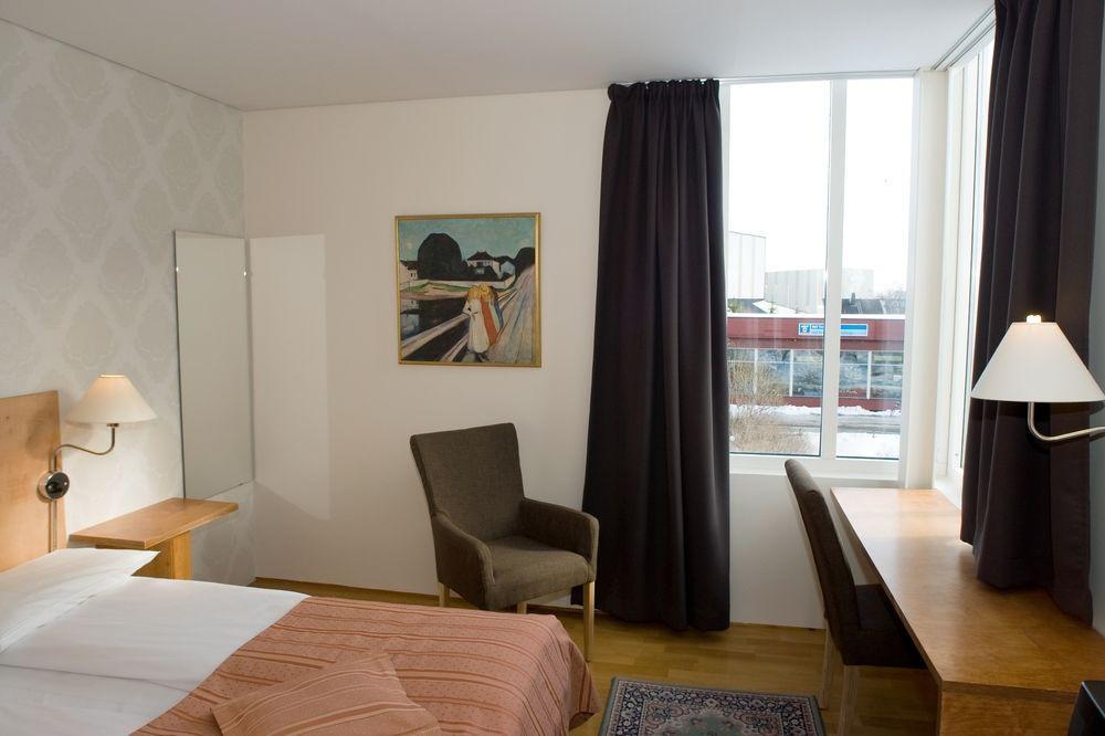 Nordis Hotel Lofoten Сволвер Екстериор снимка