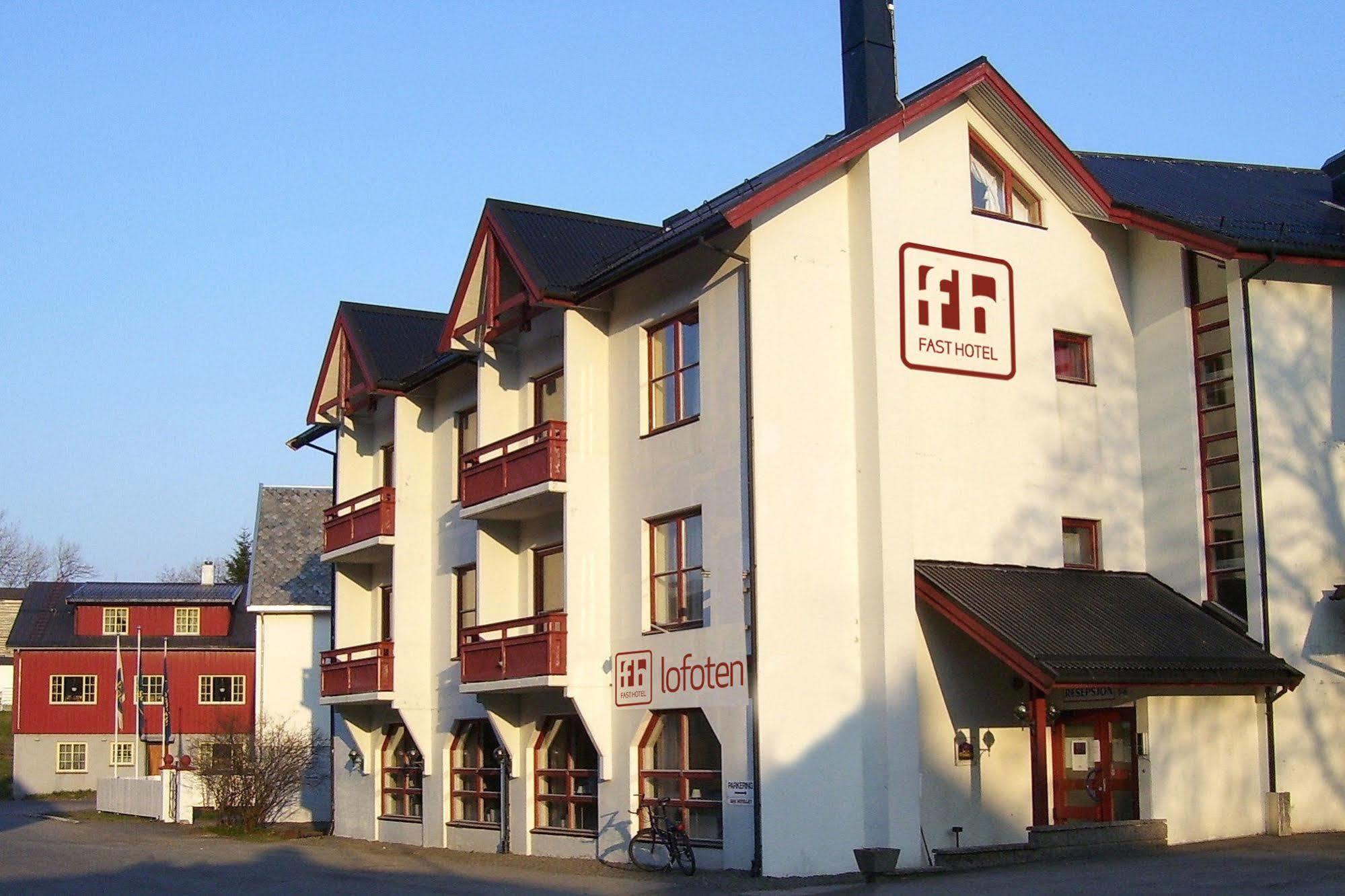 Nordis Hotel Lofoten Сволвер Екстериор снимка
